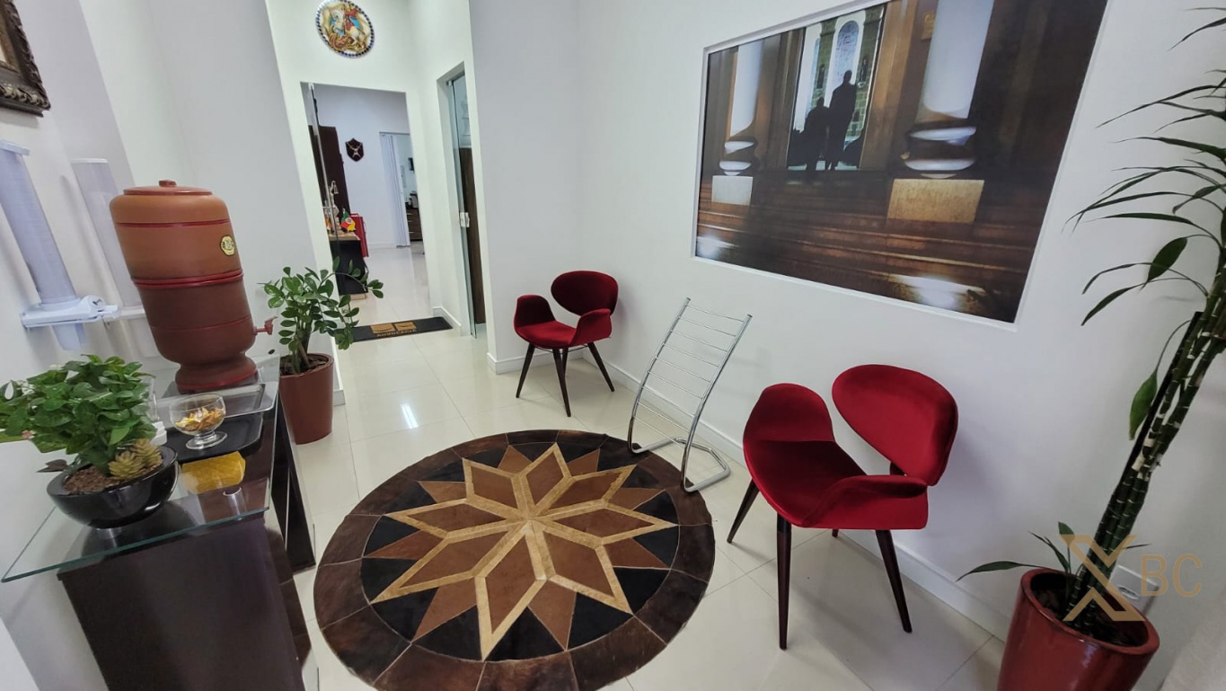 Sala Comercial à Venda no Edifício L?Essence - Centro de Balneário Camboriú/SC