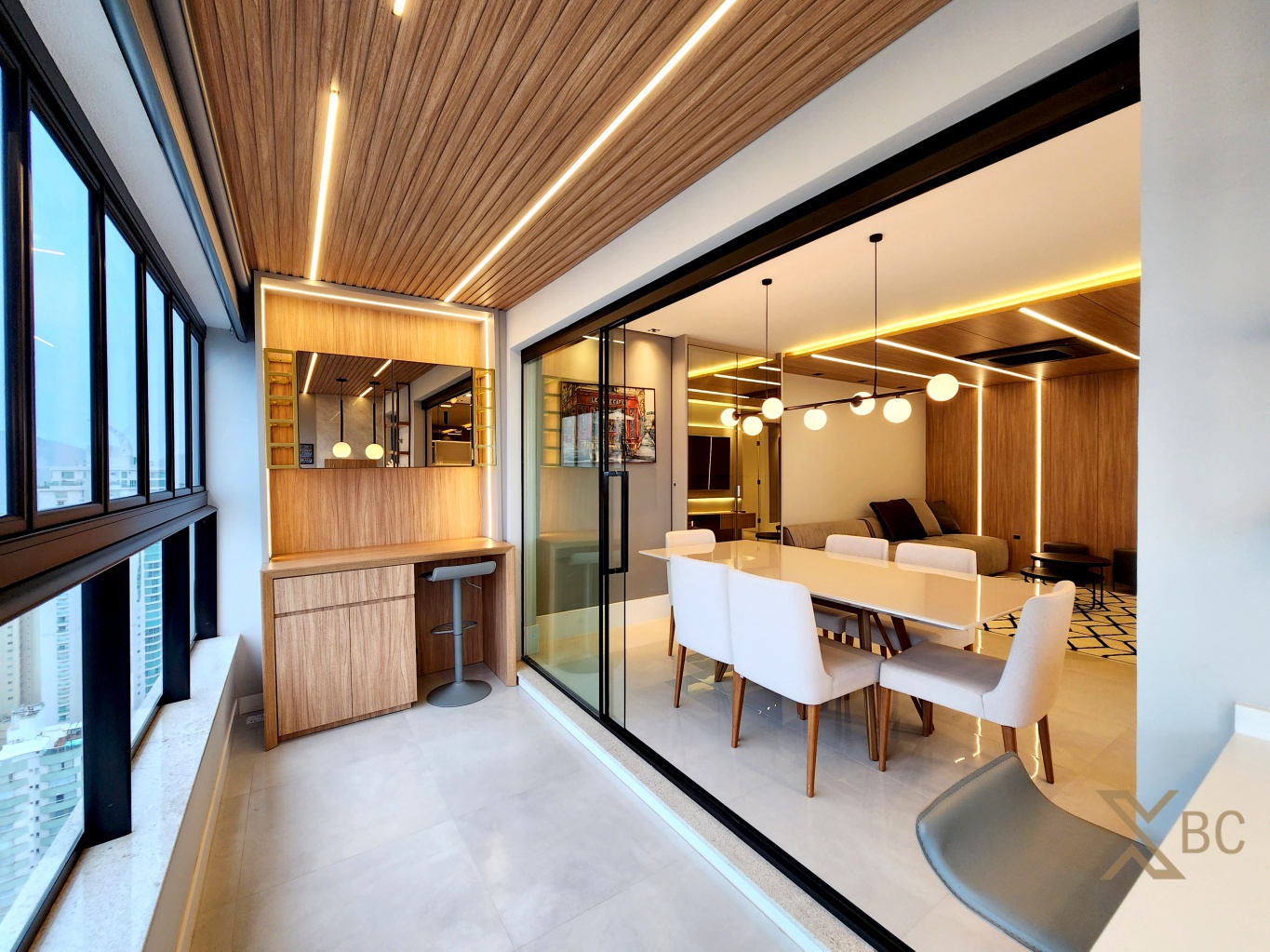 Apartamento Mobiliado à Venda no Edifício Argos Residence - Centro Sul de Balneário Camboriú