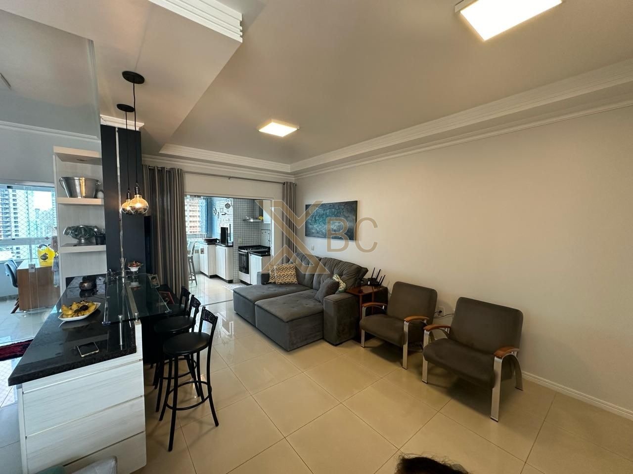 Apartamento no Edifíco Bouganville no Centro de Balneário Camboriú