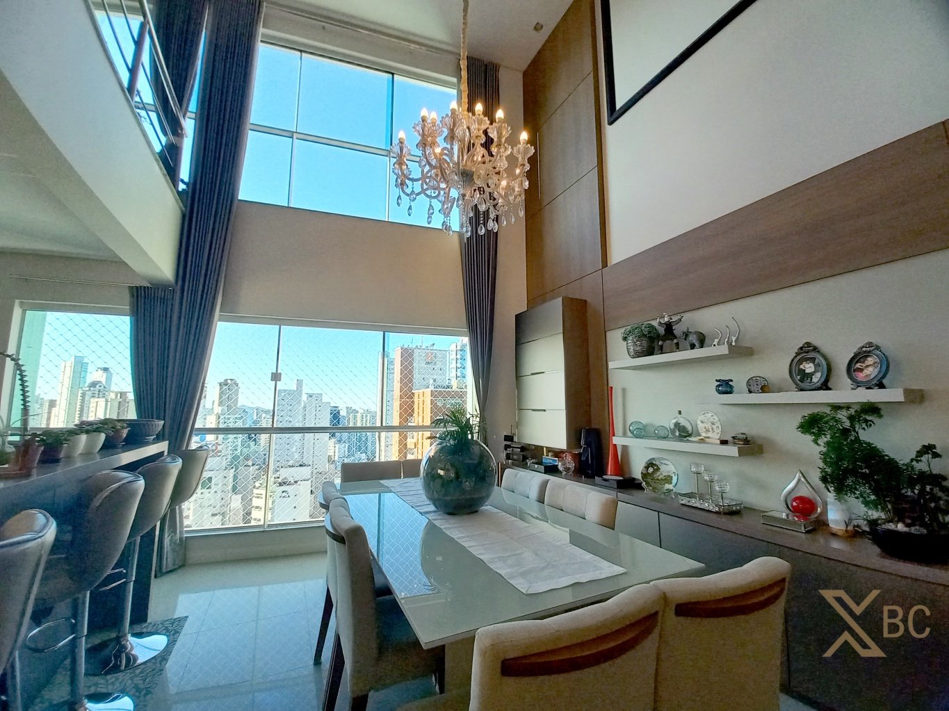 Apartamento Duplex à Venda no Edifício Gran Torino - Centro Sul BC
