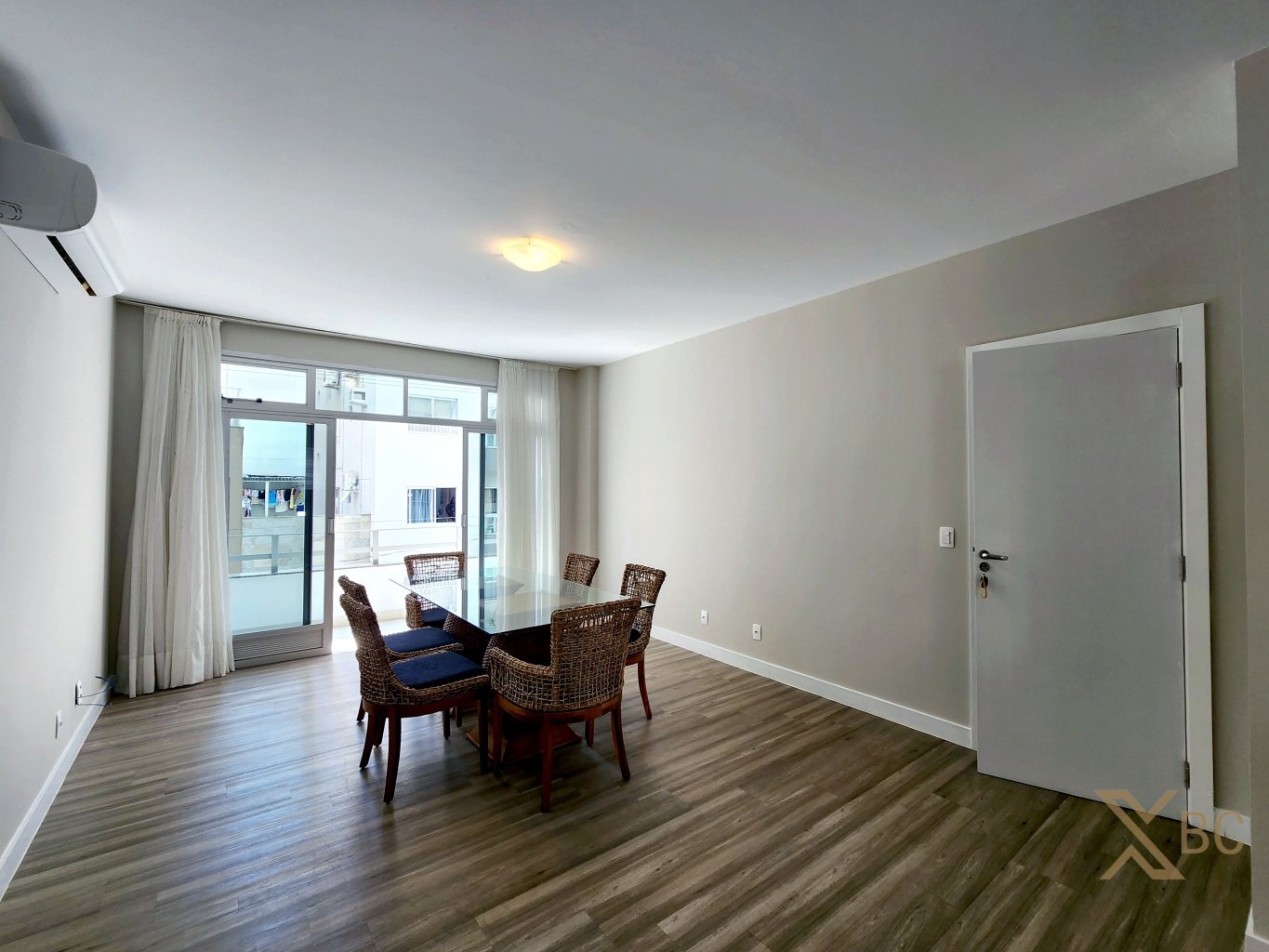 Edifício Santa Marina - Centro | Apartamento quadra mar com 3 dormitórios à venda em Balneário Camboriú
