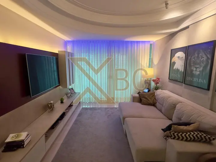 Apartamento 2 dormitórios em Centro Balneário Camboriú
