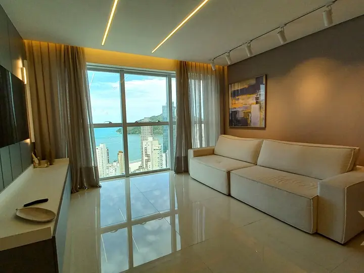 Apartamento Vista Mar à Venda no Phoenix Tower - Barra Sul, Balneário Camboriú