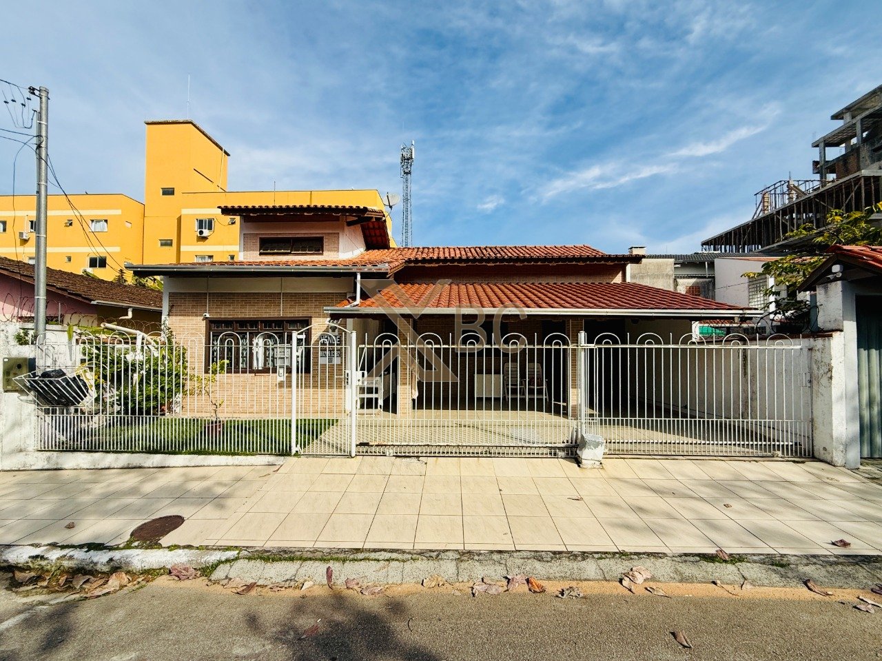 Casa à Venda no Bairro Nações - Balneário Camboriú