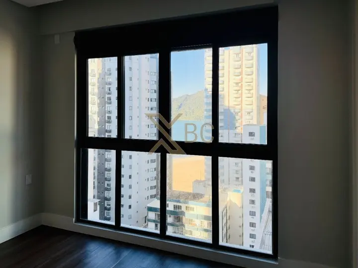 Apartamento com Vista para o Mar na Barra Sul - Edifício South Beach