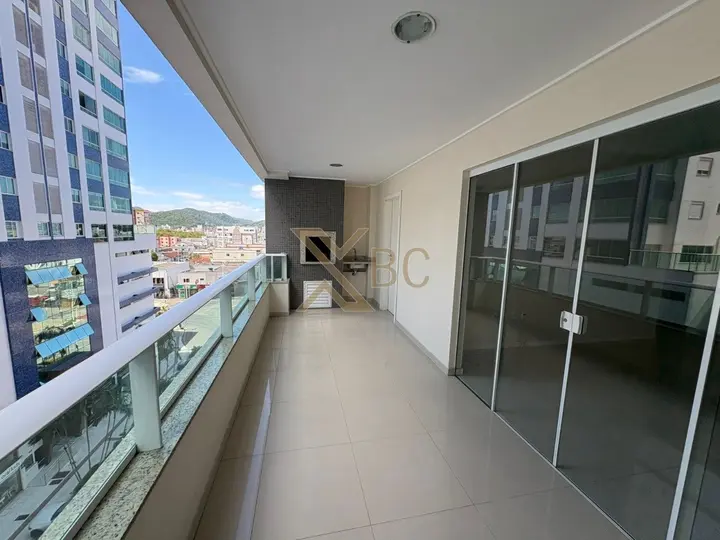 Residencial Vintage - Apartamento com 134m² no Centro de Balneário Camboriú