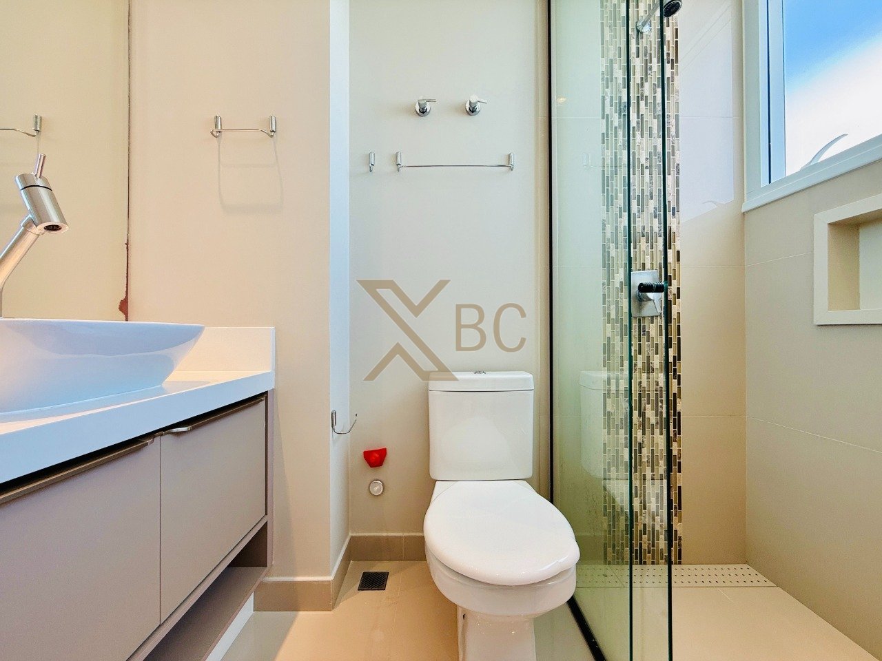 Luxuoso Apartamento na Vision Tower em Balneário