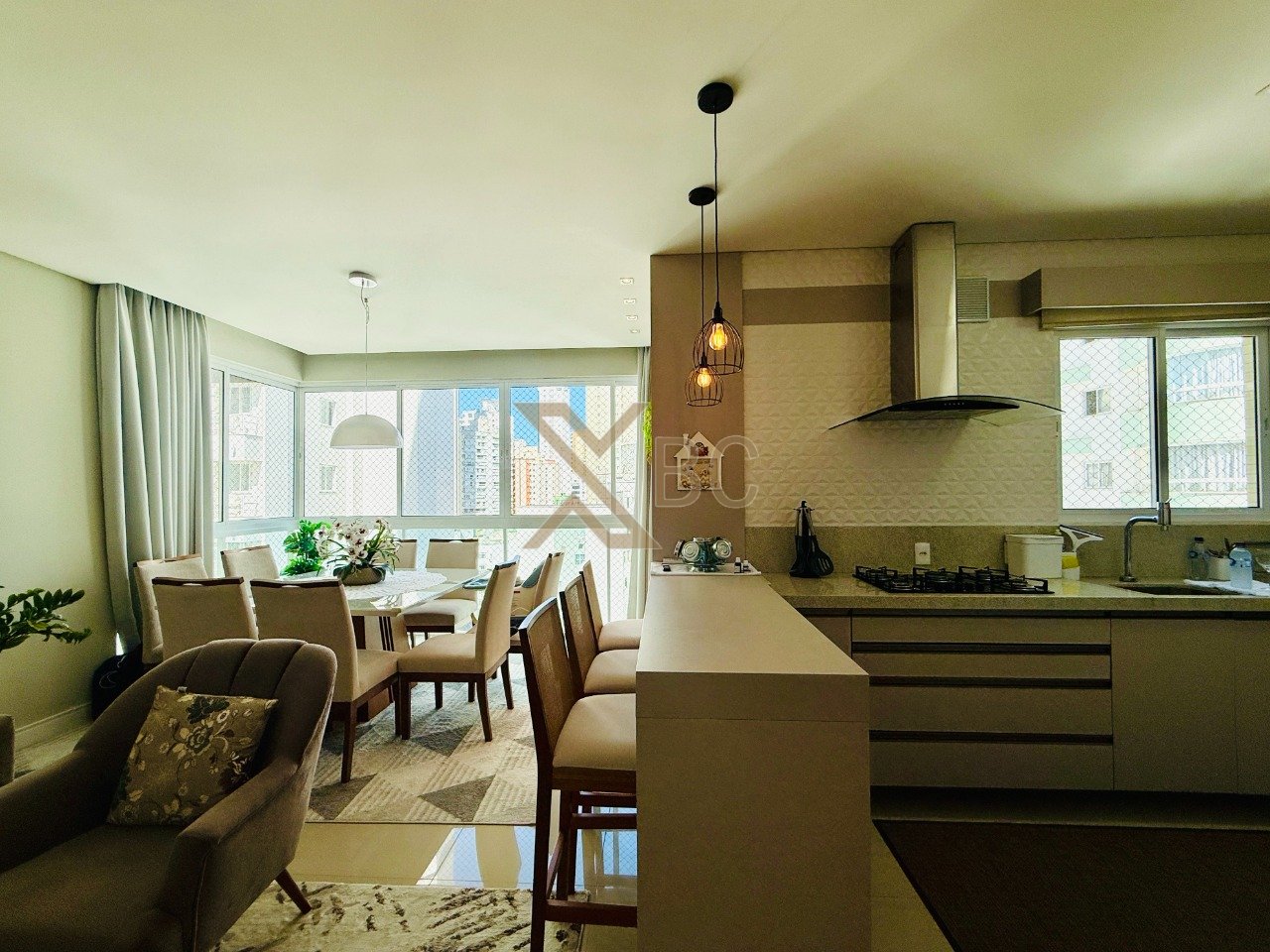 Edifício Hermosa Beach - Centro | Apartamento à venda na Rua 3550 em Balneário Camboriú