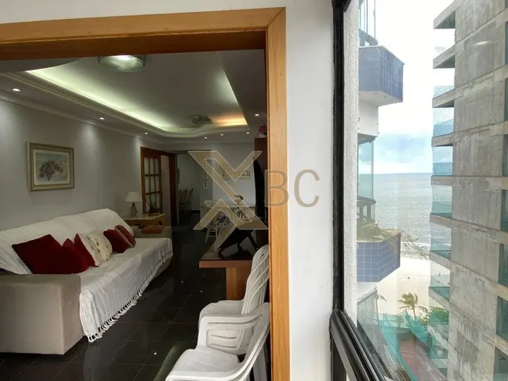 Apartamento à venda no Edifício Maison Royale no Centro de Balneário Camboriú