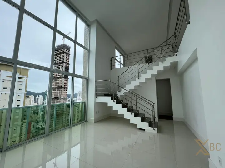 Ville Del Acqua - Cobertura Triplex com Piscina Privativa à Venda na Barra Sul - Balneário Camboriú