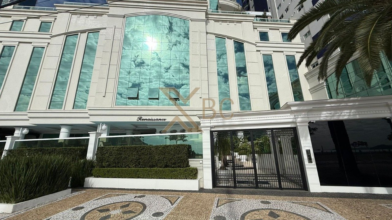 Edifício Renaissance - Apartamento frente mar com 4 suítes e 268m² na Barra Sul de Balneário Camboriú