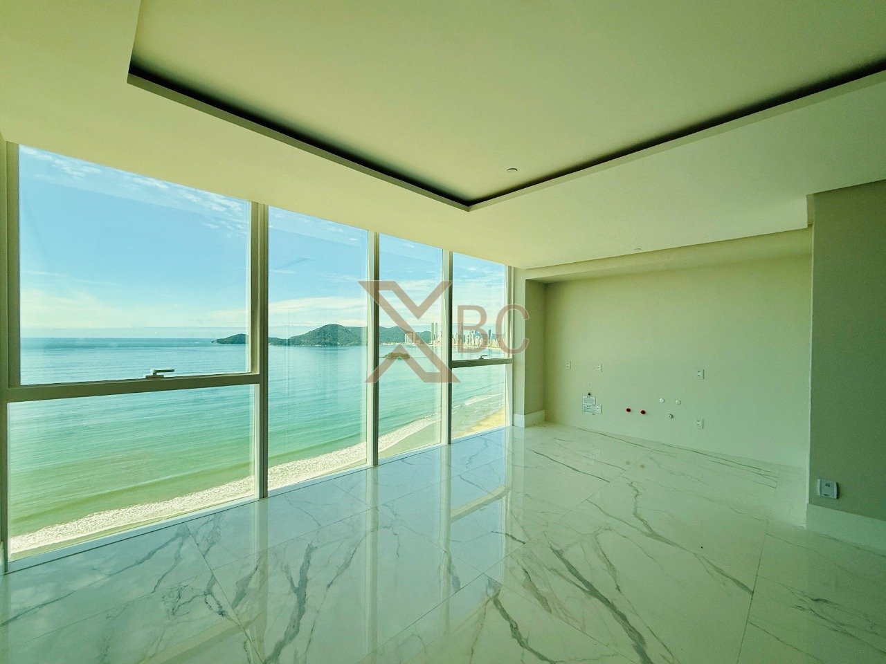Boreal Tower FG - Apartamento frente mar com vista panorâmica em Balneário Camboriú