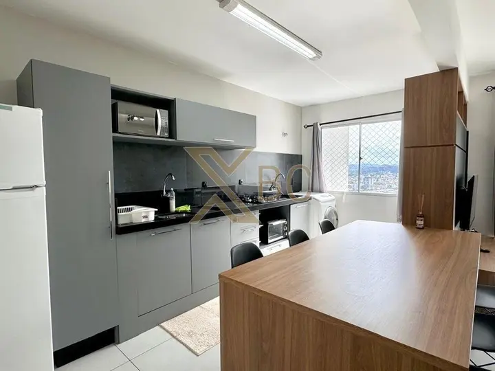 Edifício Santos Dumont - Apartamento Quadra Mar no Centro de Balneário Camboriú