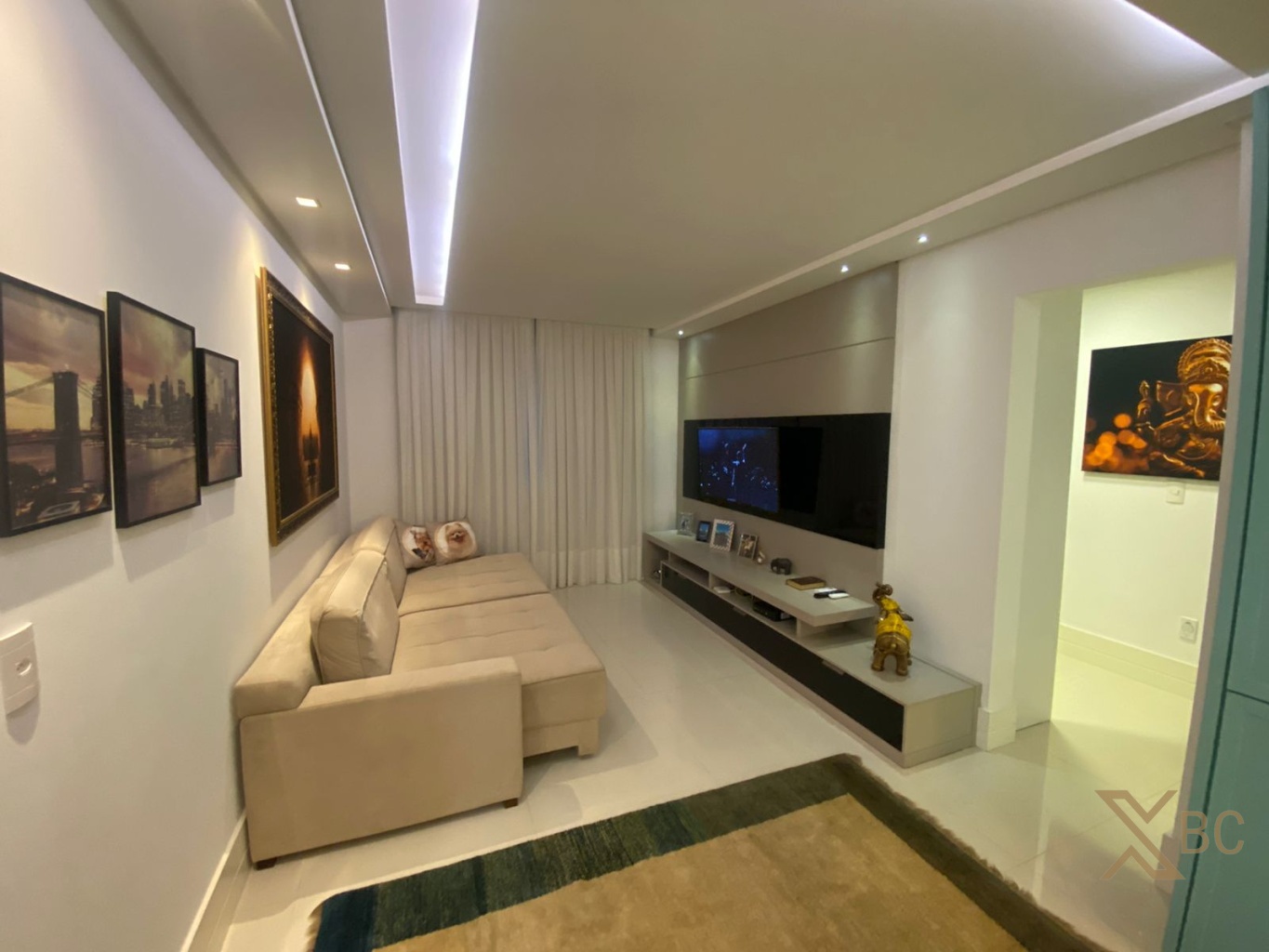 Edifício Essence Residence - Apartamento Vista Mar à Venda no Bairro Pioneiros - Balneário Camboriú