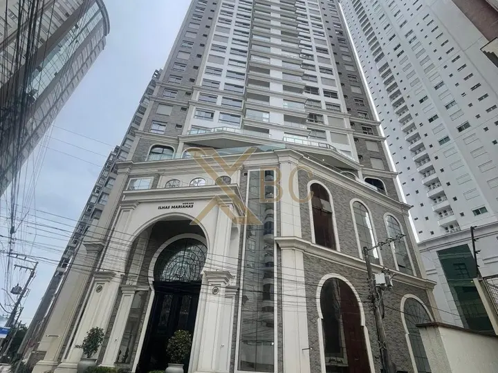 Apartamento à Venda no Edifício Ilhas Marianas - Barra Sul, Balneário Camboriú