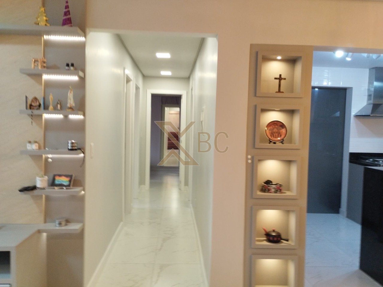 Edifício Interlagos - Centro | Apartamento à venda na Rua 3500 em Balneário Camboriú