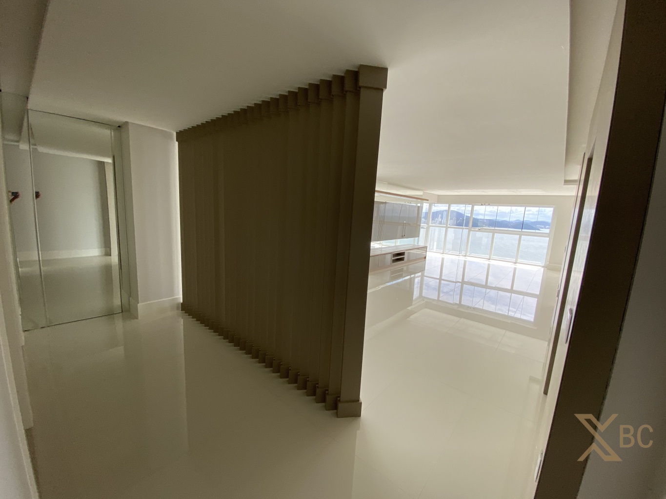Apartamento Frente Mar à Venda no Ibiza Towers - Barra Sul | Balneário Camboriú/SC