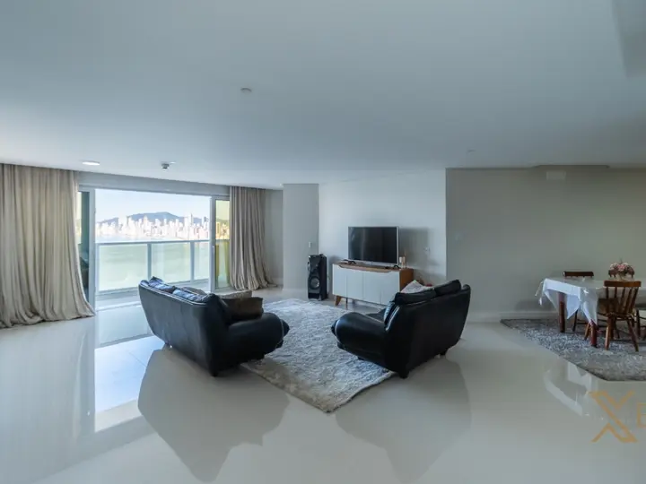 Edifício Infinity Coast - Apartamento mobiliado à venda na Barra Norte de Balneário Camboriú