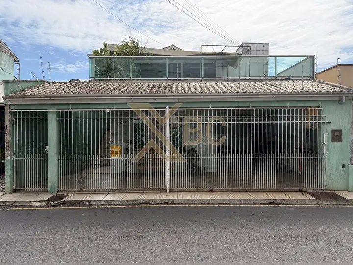 Casa à Venda – 4 Suítes em Balneário Camboriú