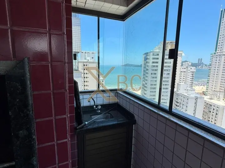 Apartamento à Venda no Columbus Tower com Vista Mar - Centro BC
