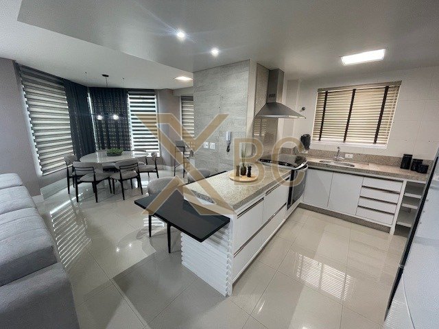 Ópera Plaza - Centro | Apartamento à venda com 3 suítes e 3 vagas em Balneário Camboriú