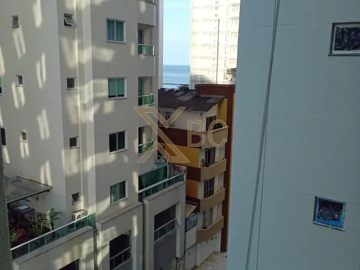 Edifício Residencial Veneza - Apartamento para reforma a uma quadra do mar em Balneário Camboriú