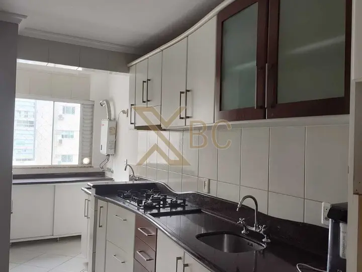 Edifício Piet Mondrian - Apartamento aluguel anual 1 suíte no Centro