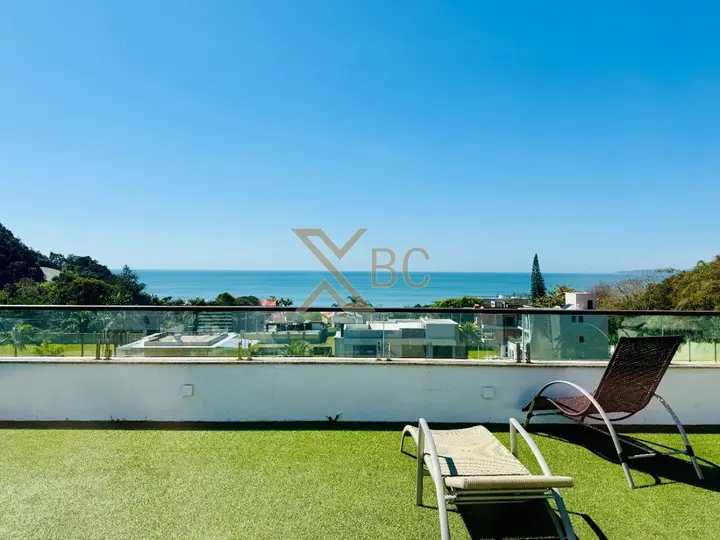 Casa Green Ocean à venda no Estaleirinho - Balneário Camboriú