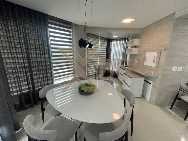 Ópera Plaza - Centro | Apartamento à venda com 3 suítes e 3 vagas em Balneário Camboriú