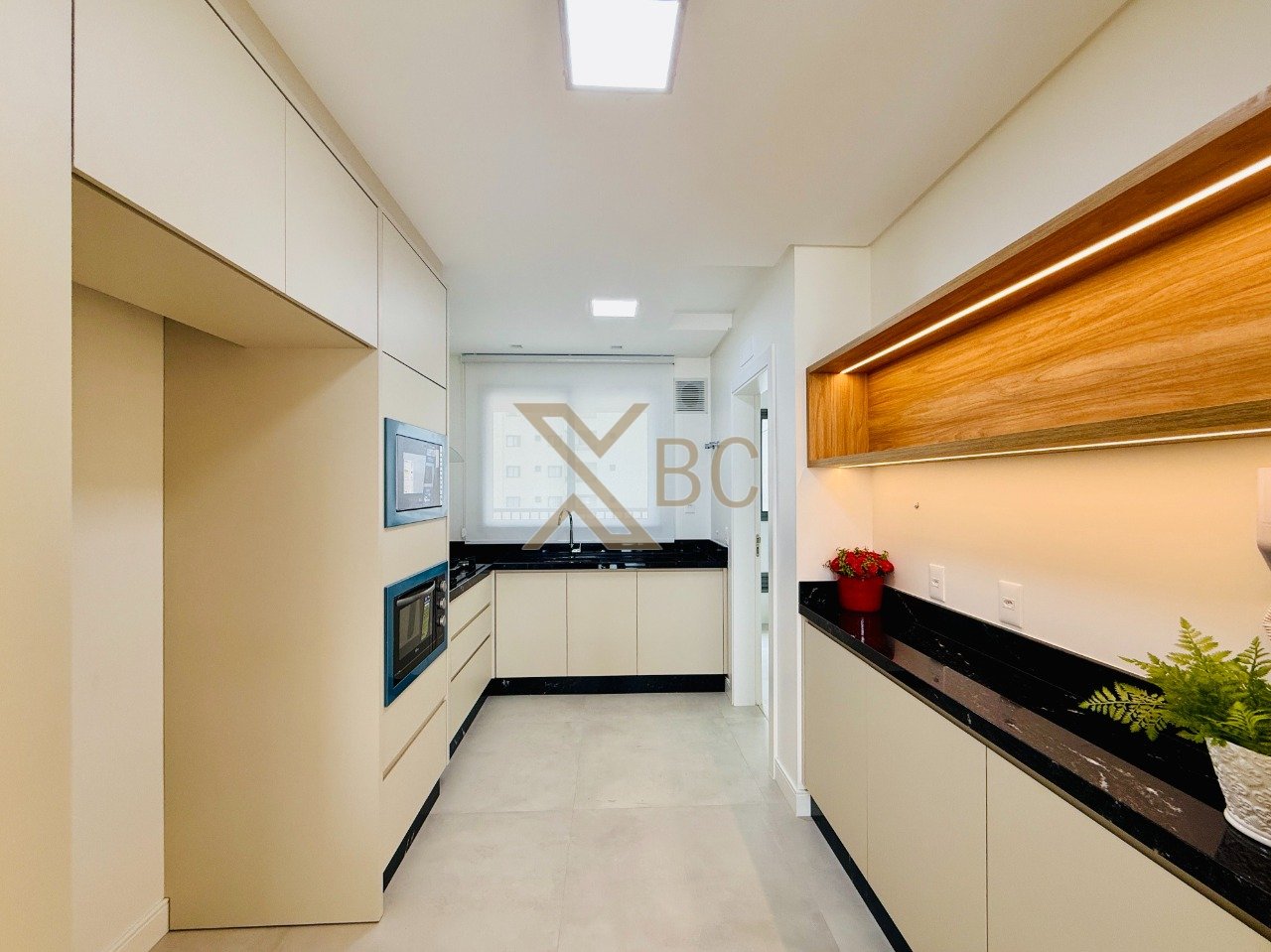 Home Square Residence - Centro | Apartamento à venda com 3 suítes e vista para o Cristo Luz em Balneário Camboriú