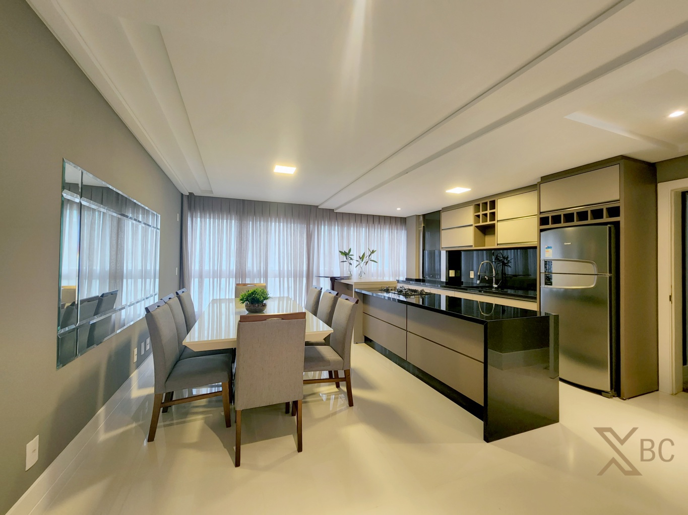 Ed. Essence Residence - Pioneiros | Apartamento Vista Mar com 3 Suítes e 3 Vagas em Balneário Camboriú