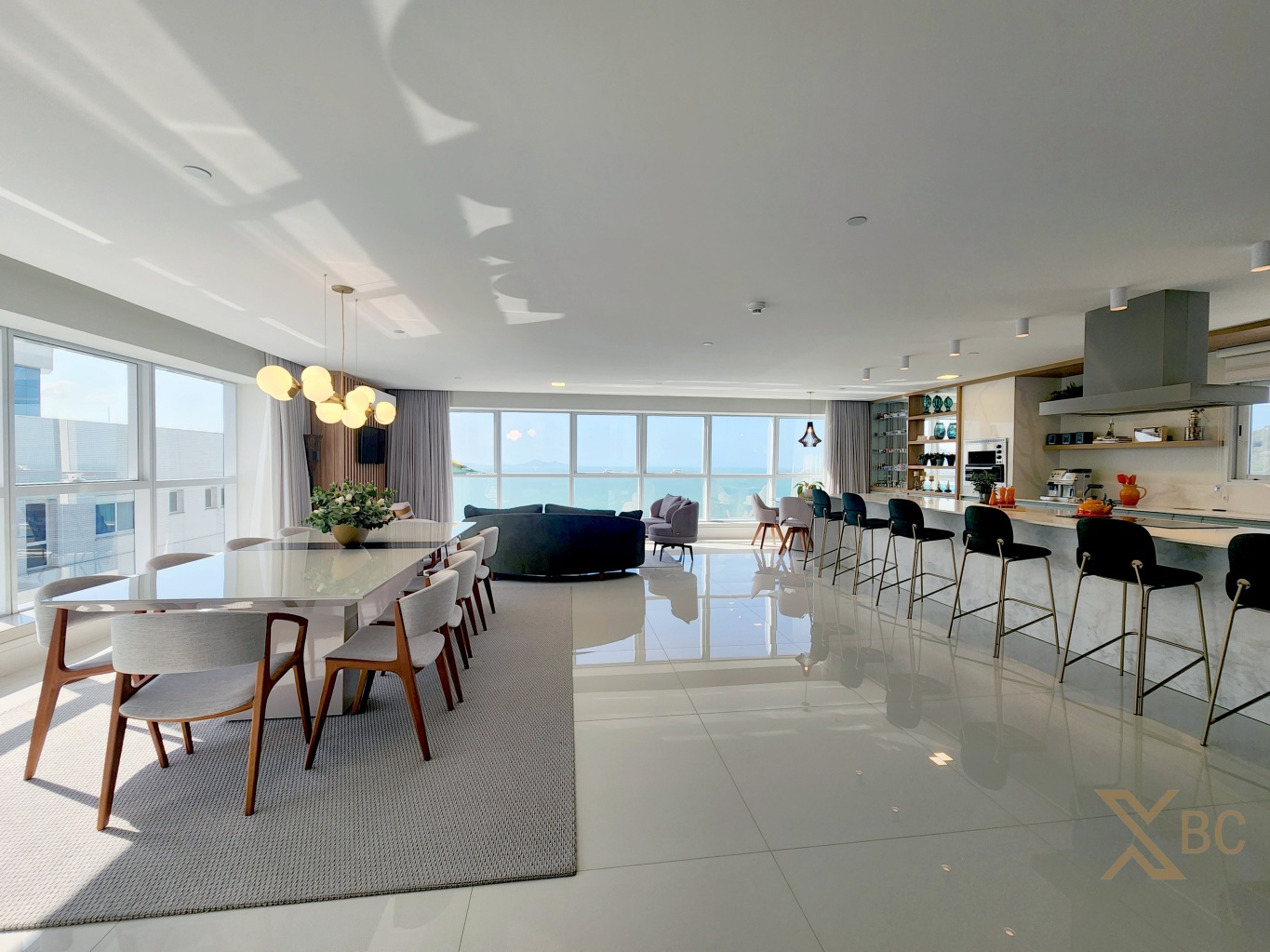 Epic Tower - Apartamento frente mar à venda com 04 suítes e 04 vagas de garagem na Barra Sul em Balneário Camboriú.