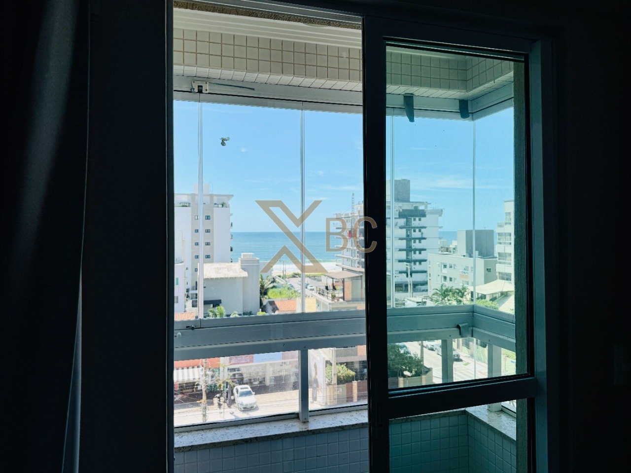 Apartamento à Venda e para à venda no Edifício Emerald - Praia Brava, Balneário Camboriú