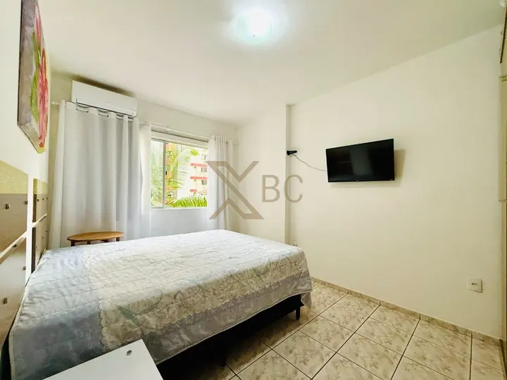 Apartamento à Venda no Centro de Balneário