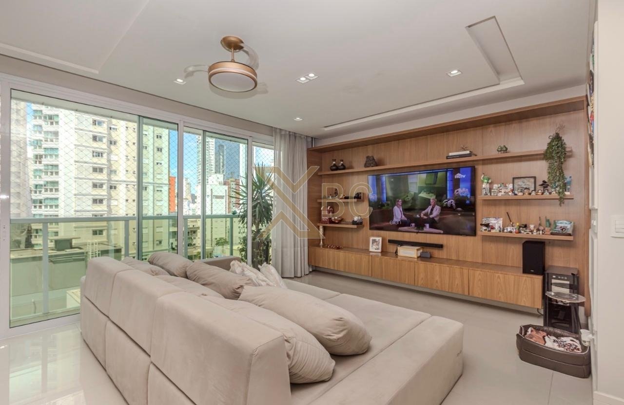 Edifício Ville del Acqua - Apartamento mobiliado com 4 suítes e 4 vagas em Balneário Camboriú