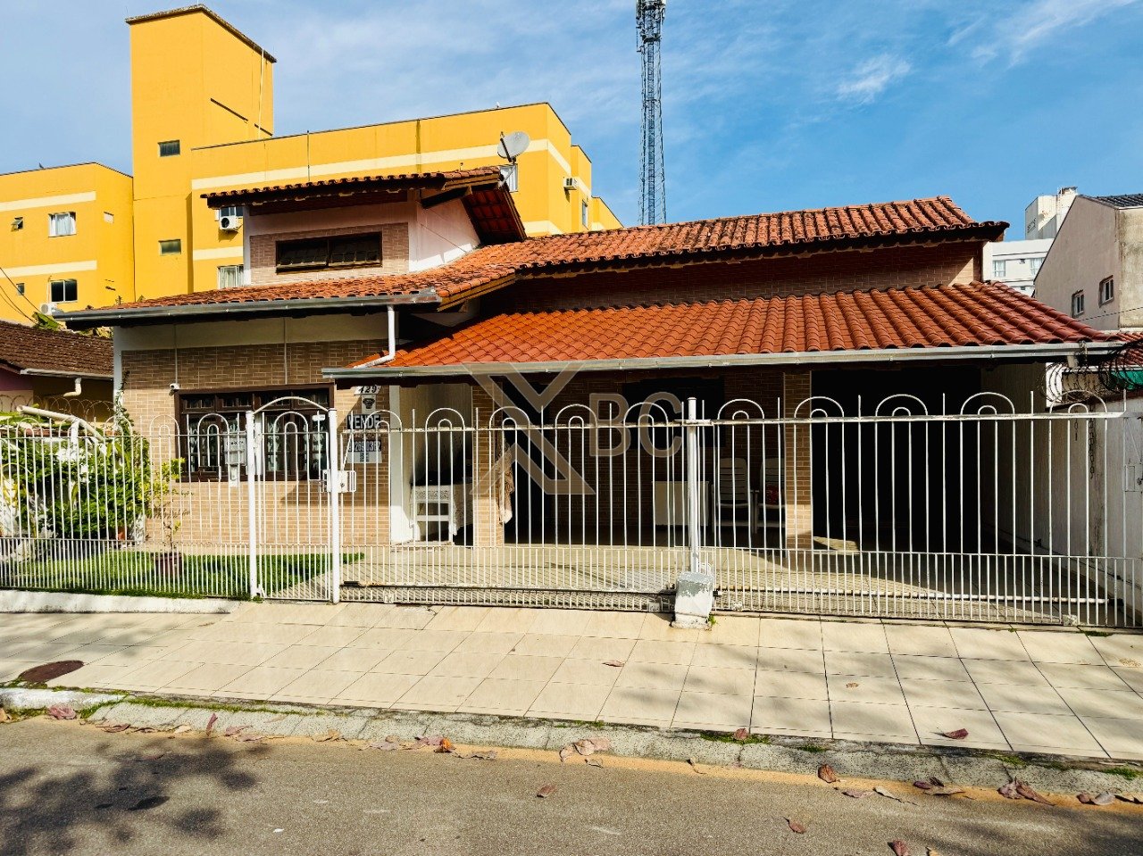 Casa à Venda no Bairro Nações - Balneário Camboriú