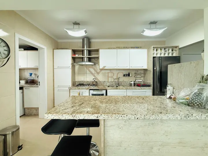 Apartamento no Centro Sul de Balneário Camboriú - Edifício Port Arthur