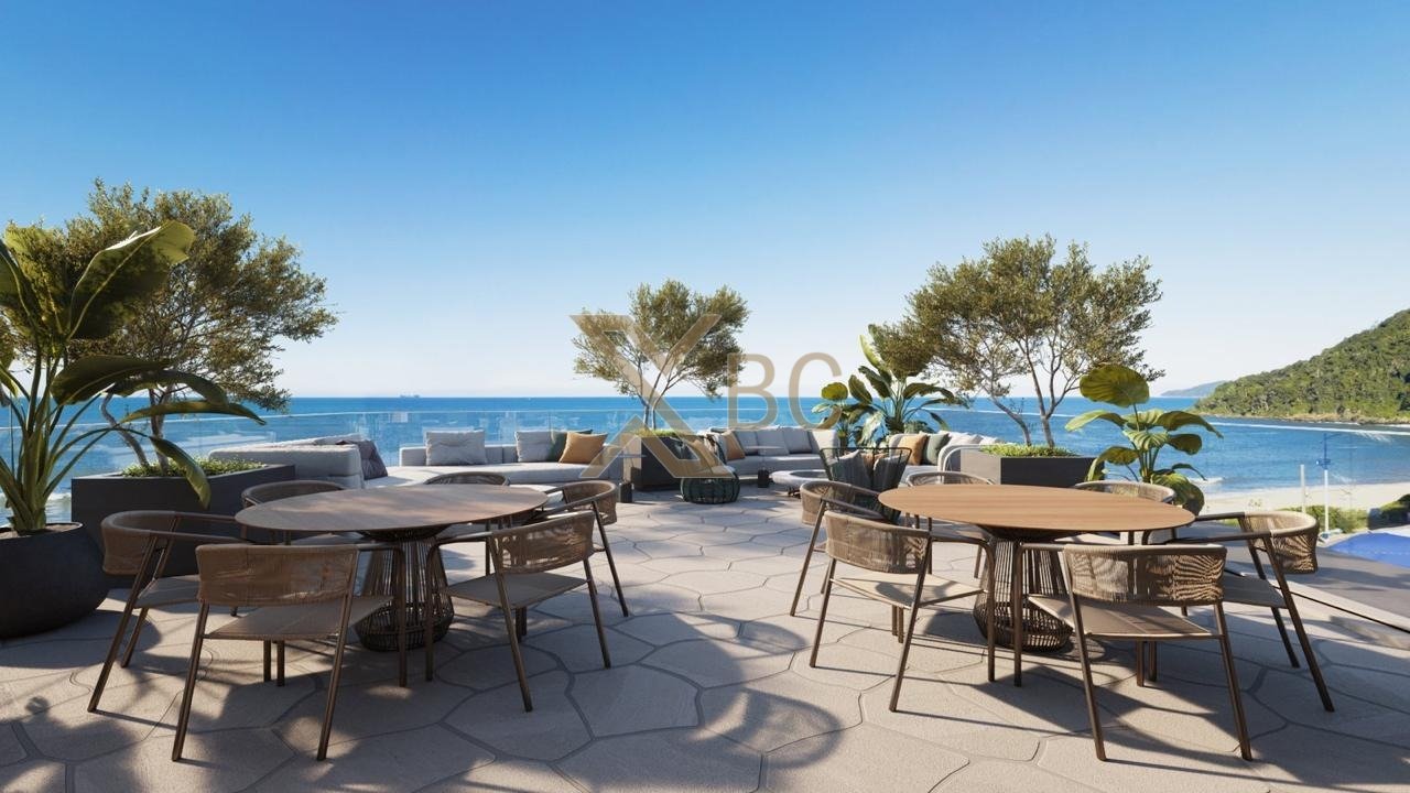 Brava Dreams - Apartamentos de luxo frente mar na Praia Brava com piscina privativa