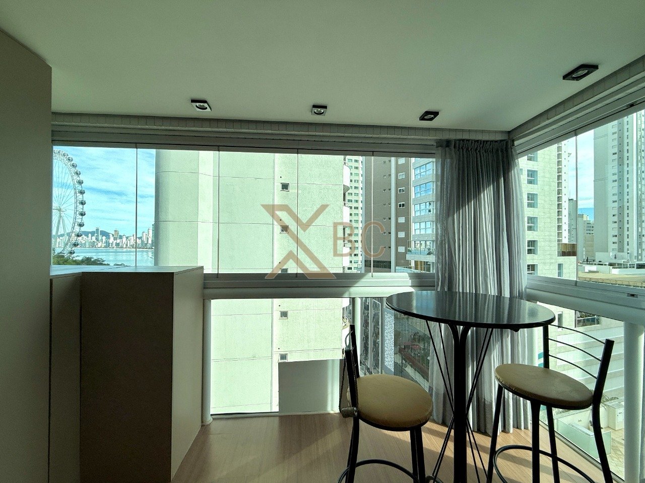 Terraços da Rainha - Apartamento com Vista para o Mar em Balneário Camboriú