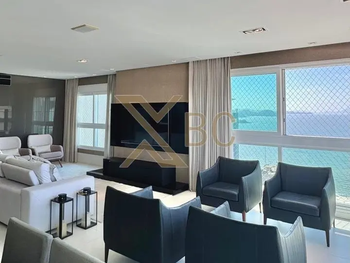 Avangard Residence - Apartamento quadra mar com 3 suítes e vista mar na Barra Sul de Balneário Camboriú