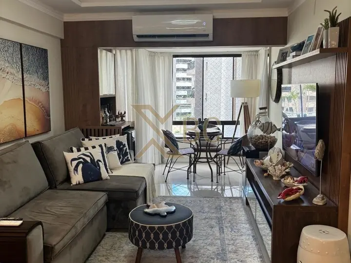 Apartamento à venda no Edifício Interlagos no Centro de Balneário Camboriú