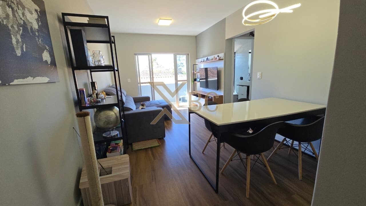 Apartamento à venda no Edifício Paradise - Centro de Balneário Camboriú