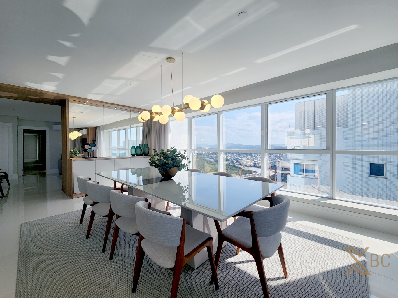 Epic Tower - Apartamento frente mar à venda com 04 suítes e 04 vagas de garagem na Barra Sul em Balneário Camboriú.
