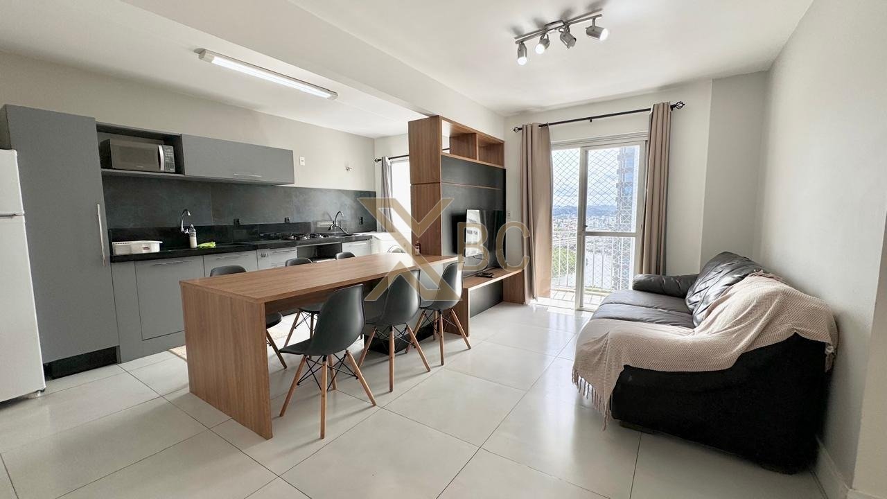 Edifício Santos Dumont - Apartamento Quadra Mar no Centro de Balneário Camboriú