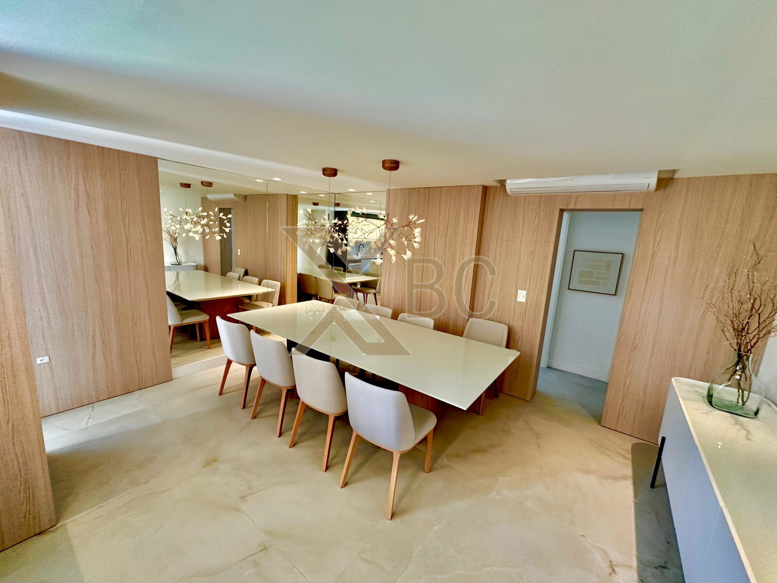 Le Blanc Brava Residence – Apartamento de Alto Padrão na Praia Brava