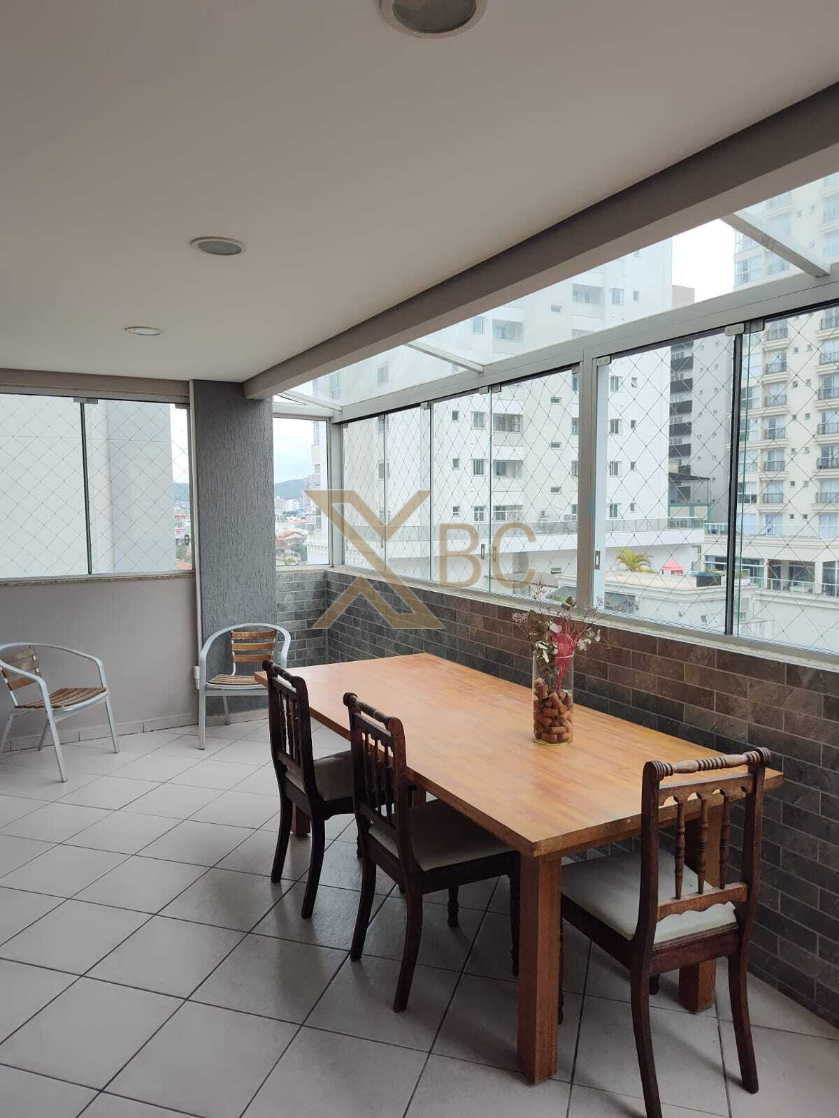 Edifício Piet Mondrian - Apartamento aluguel anual 1 suíte no Centro