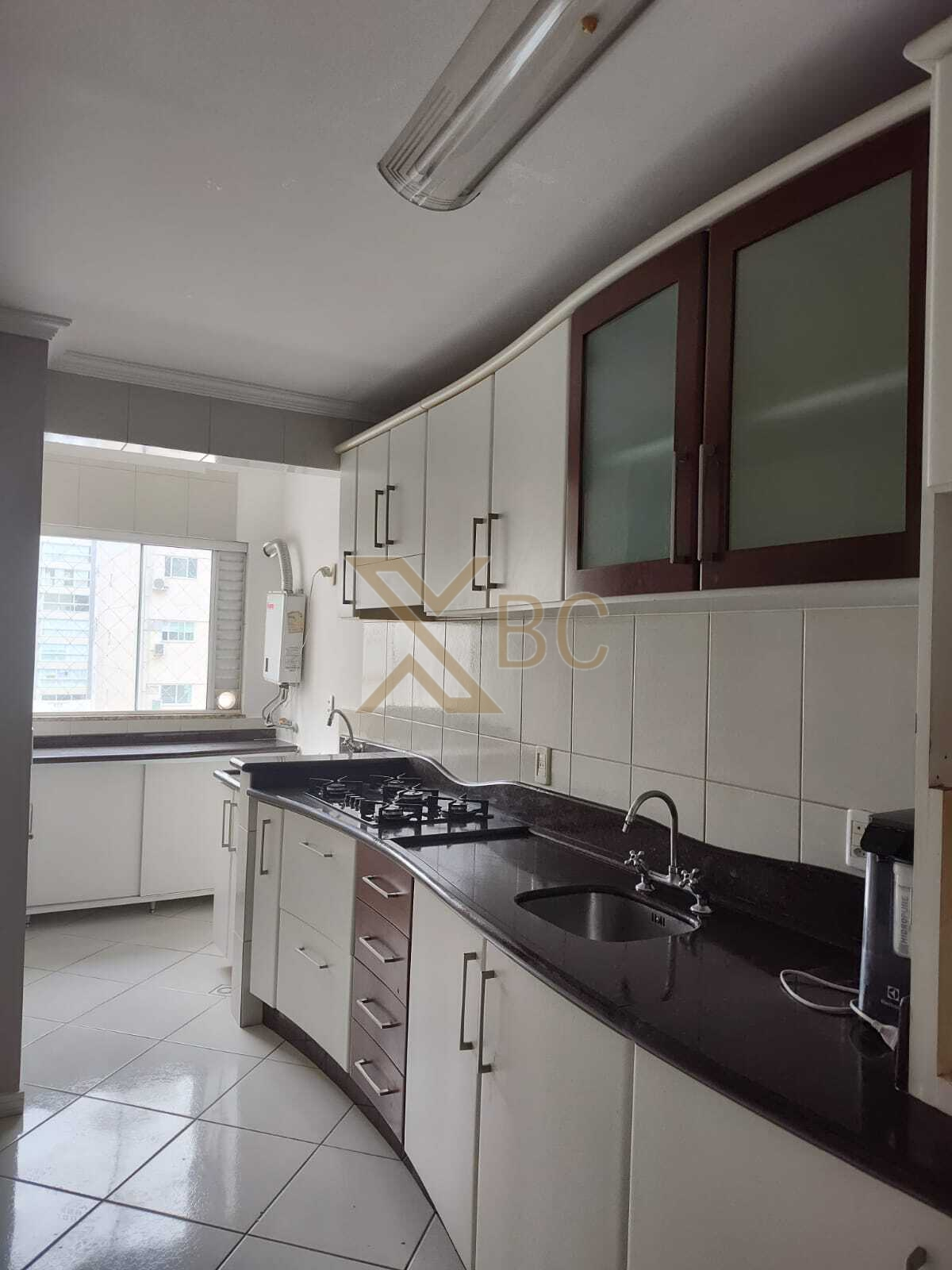 Edifício Piet Mondrian - Apartamento aluguel anual 1 suíte no Centro