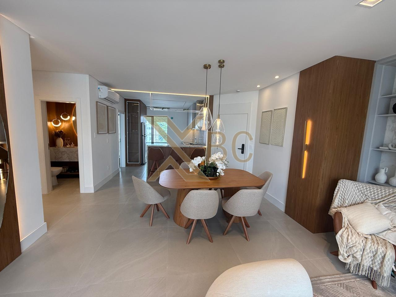 Edifício Torre de Booz - Apartamento à venda 3 suítes em Pioneiros