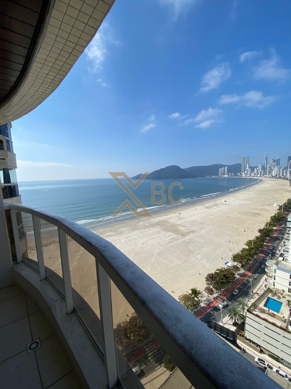 Apartamento à Venda no Edifício Marquês de Olinda - Av. Atlântica BC