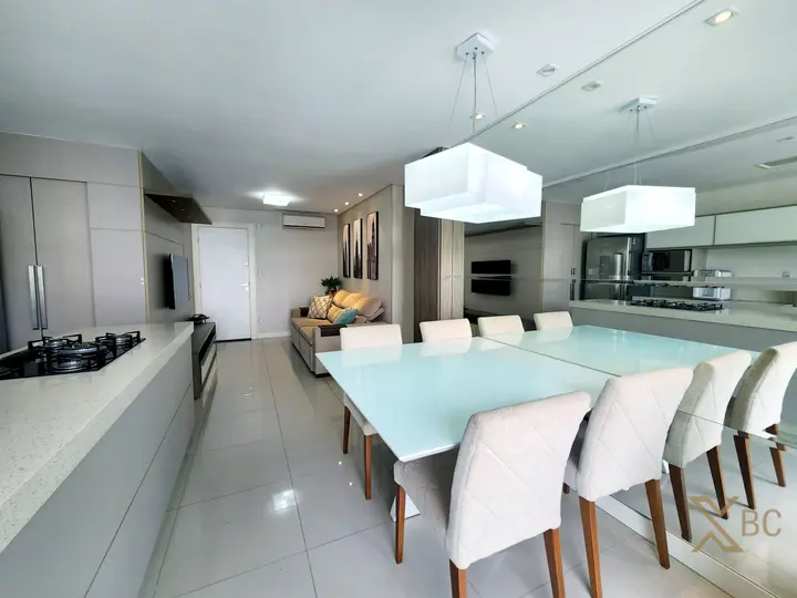 Apartamento à Venda no Edifício Bela Vitta - Ariribá, Balneário Camboriú